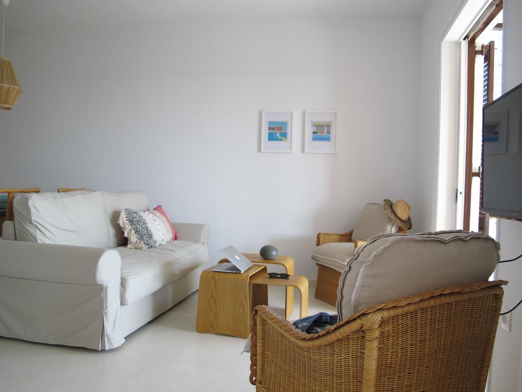 Seafront Calista Beach House With Garden Glyfada  Exteriér fotografie